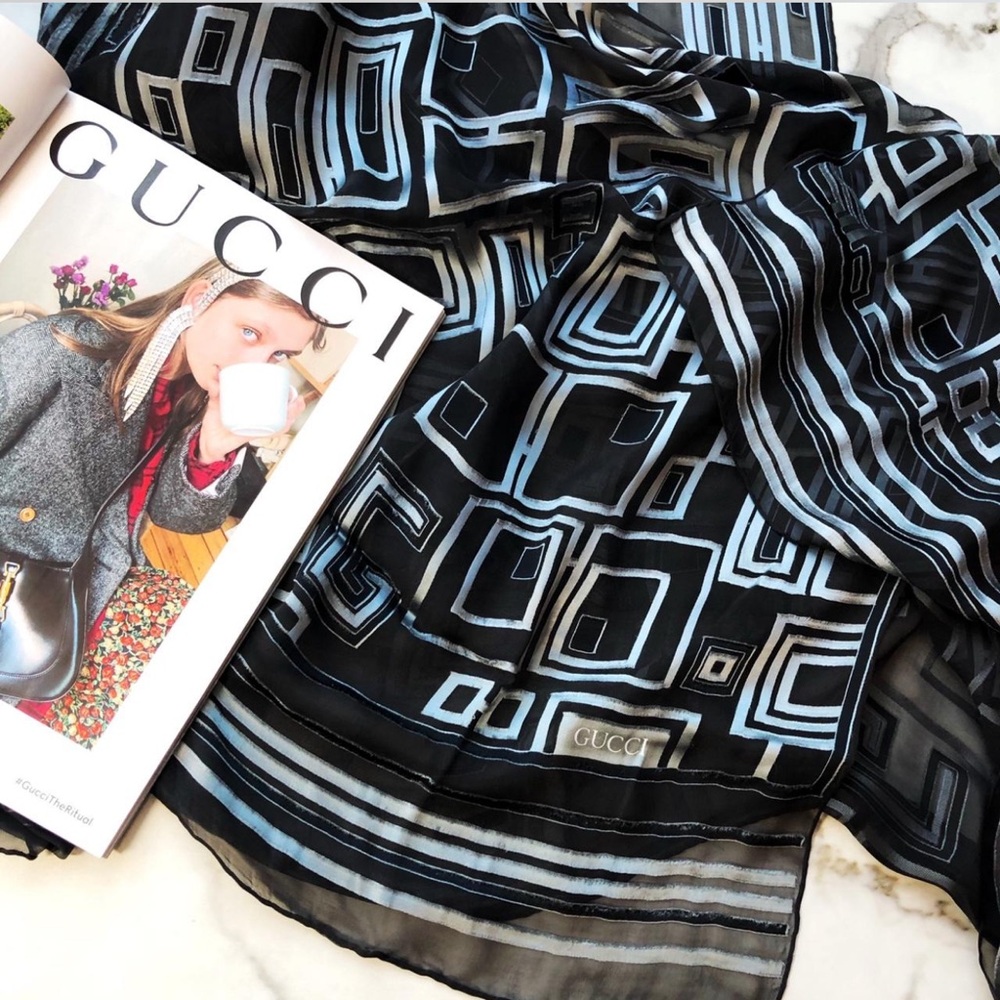 Vintage Gucci Black and Gray Patterned Scarf
